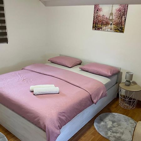 Apartment Helena Airport Подгорица Экстерьер фото